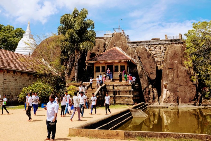 Temple d'Anhuradapura au Sri Lanka