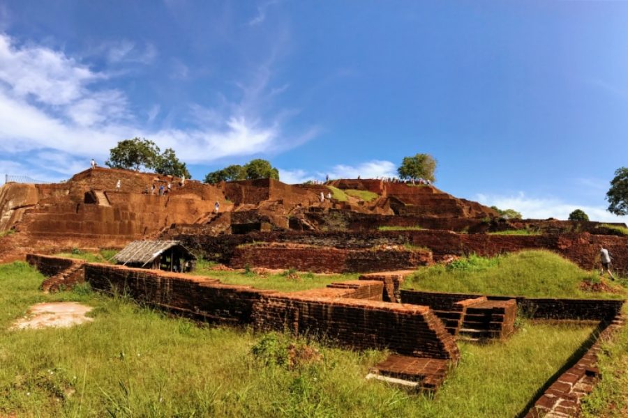 Sommet du rocher du Lion à Sigirya
